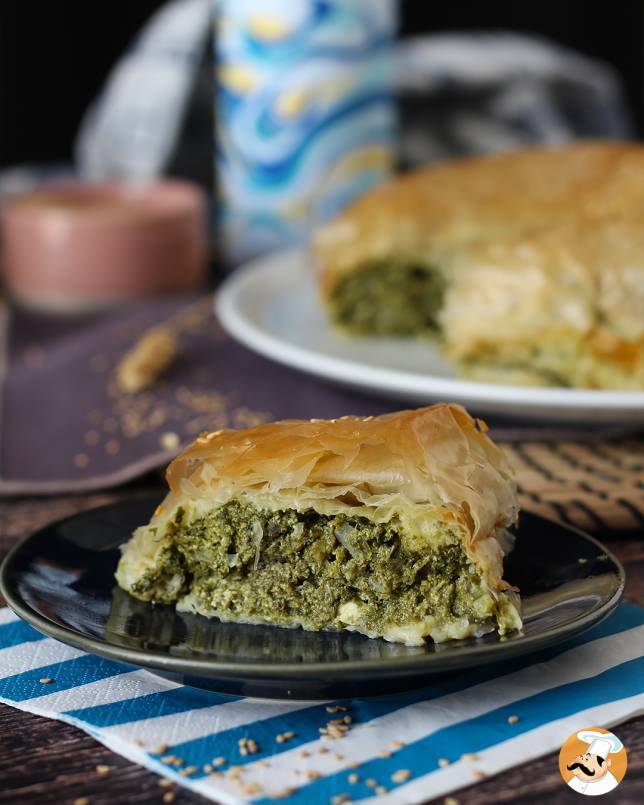 Kreikkalainen pinaatti- ja fetakakku (spanakopita)