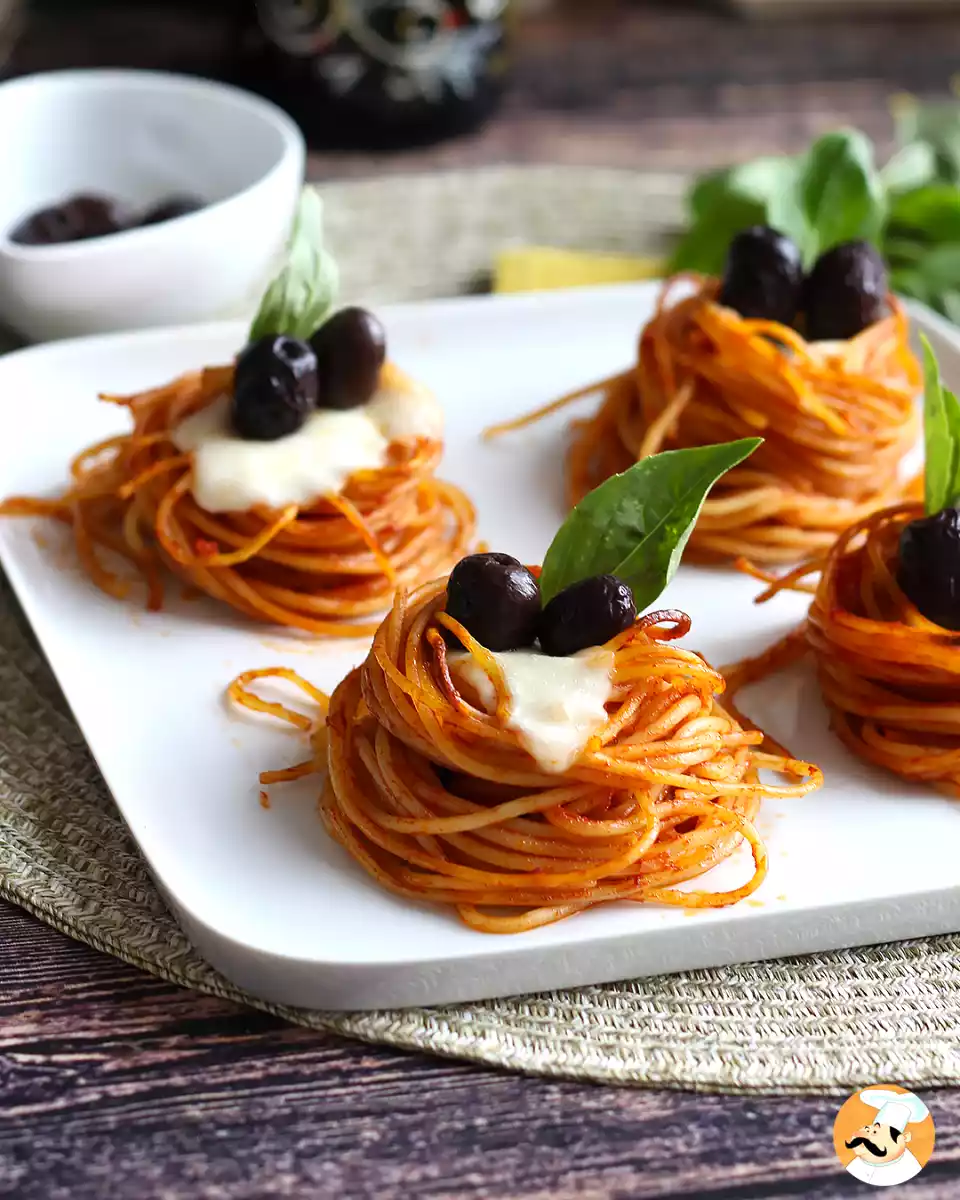 8. Paistetut makaronipesät