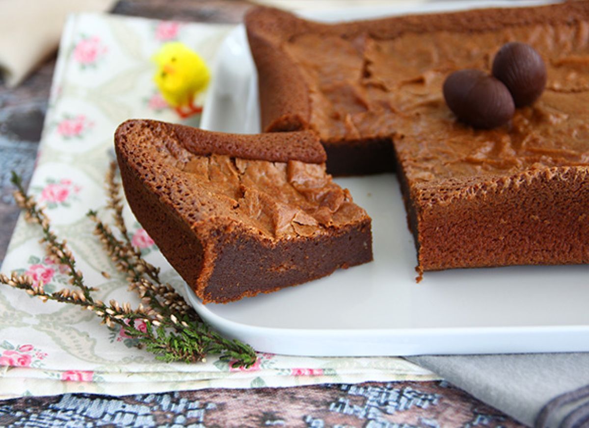 1. Brownie pääsiäismunien suklaalla