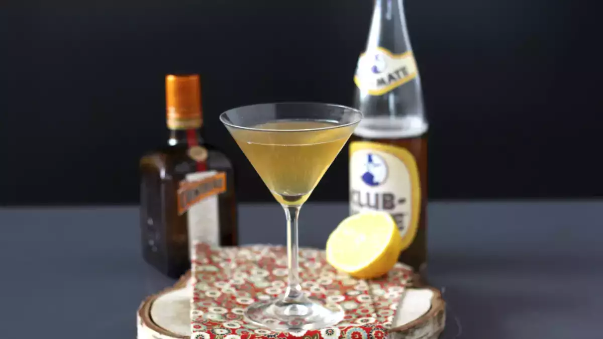 Cointreau Fizz (Ranska)
