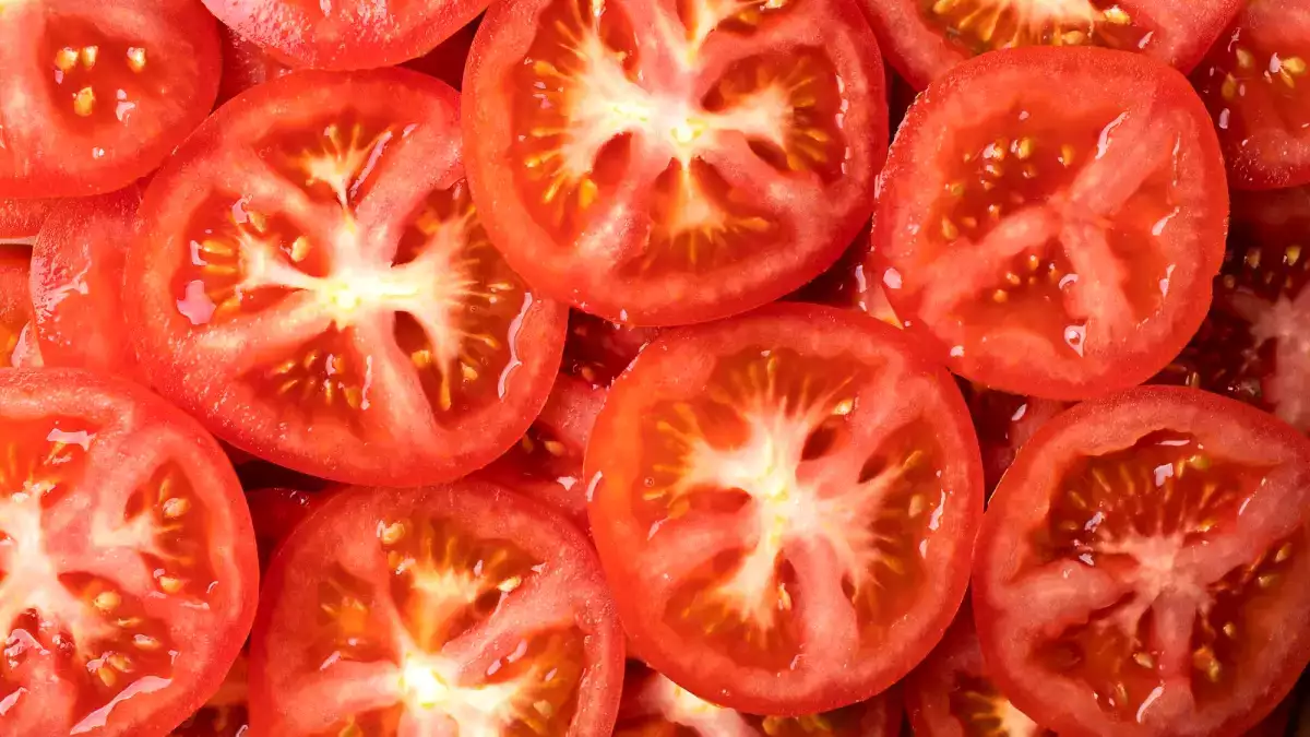 Mitä kukaan ei kerro tomaattien siementen poistamisesta?