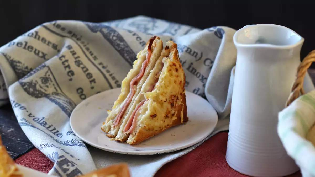 Tämä airfryer croque-monsieur express pelastaa koululounaasi