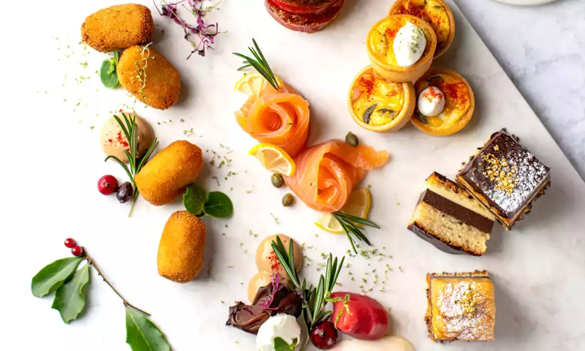 Salaisuus, jolla yllätät kaikki pöydässä istuvat... joululounaan tähteillä!