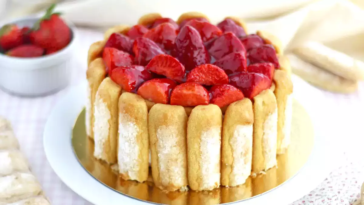 8 reseptiä, joilla on naisen nimi: historia (ja myytti) yleismaailmallisiksi tulleiden ruokien takana.