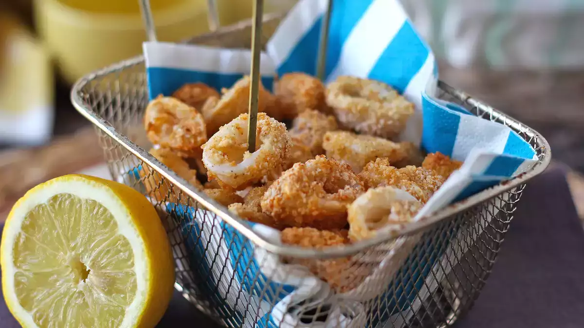 Kala ilmakeittimessä? Tutustu 7 kevyeen, rapeaan ja huippunopeaan reseptiin, joita et ehkä odottaisi (mutta joita rakastat ensi puraisulla).