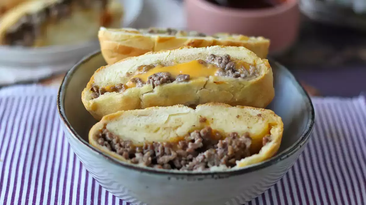 7 pizzataikinasta tehtyä reseptiä (jotka eivät ole pizzaa), jotka ovat järjettömän herkullisia...