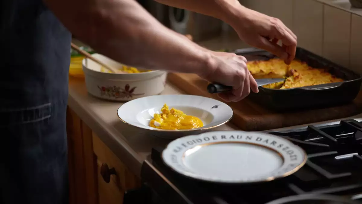 Päivän menu, 26. huhtikuuta: herkullisia munaveneitä, bataattigratiinia ja Génoise-kakkua