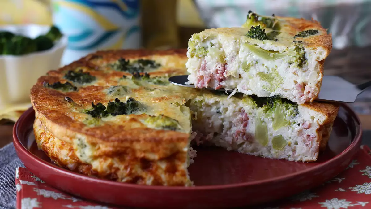 6 vastustamatonta pohjatonta quiche-reseptiä, joita haluat kokeilla kaikkia (etkä vain yhtä)