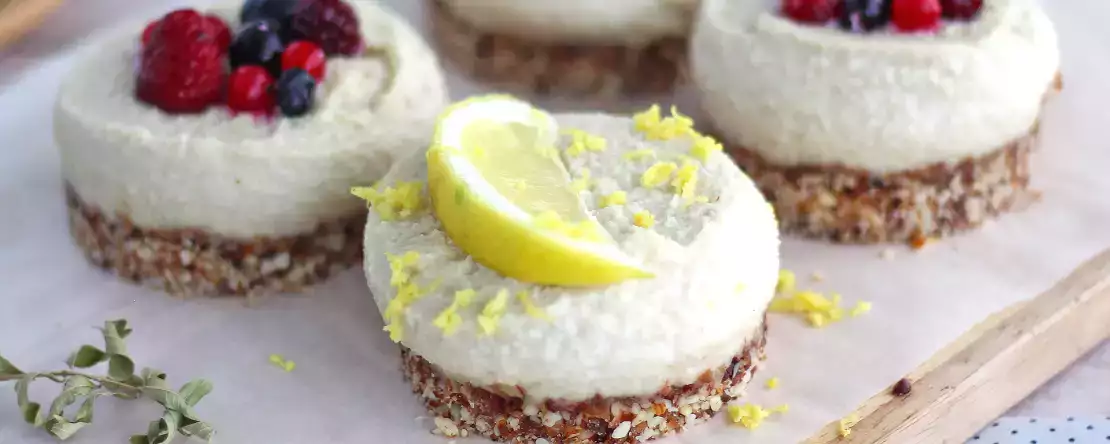 12 helppoa ja herkullista vegaanista jälkiruokaa, jotka voittavat sinut puolelleen