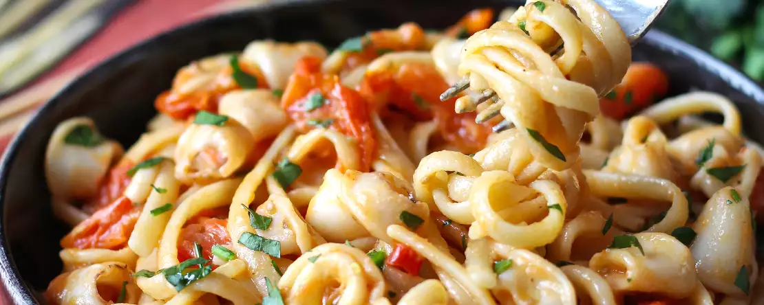 4 ensimmäistä ruokalajia, joissa pakastettu kala on valmis minuuteissa: helppoja, maukkaita ja nokkelia reseptejä, jotka säästävät lounaan ja illallisen.