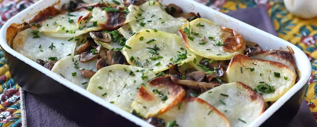 8 perunagratiinia, jotka ratkaisevat kaikki viikon ateriat uunissa, Air Fryerissa ja bataattien kanssa.