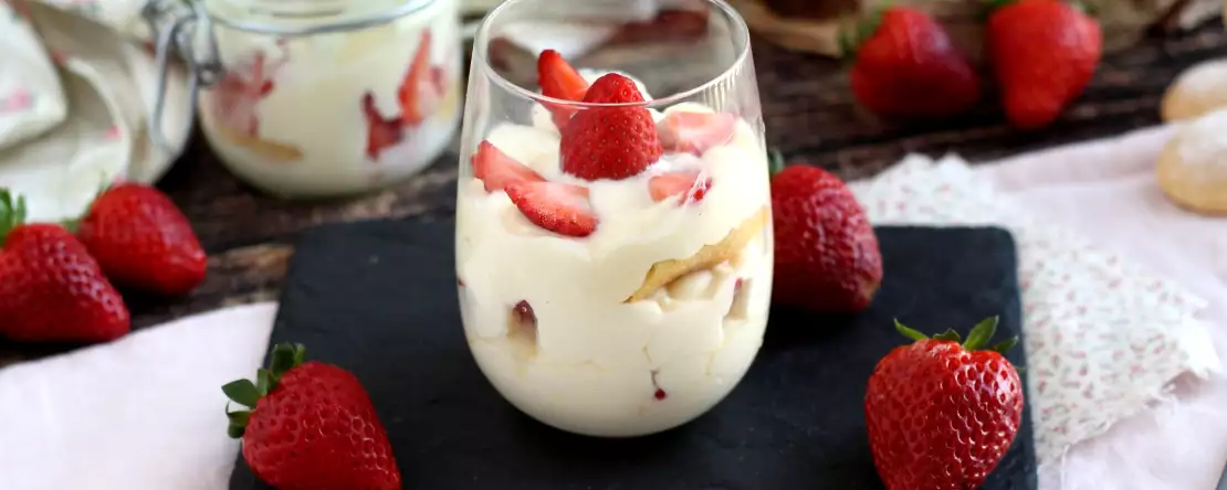 10 jälkiruokareseptiä mansikoilla: maukkaimmat ideat kokeilla