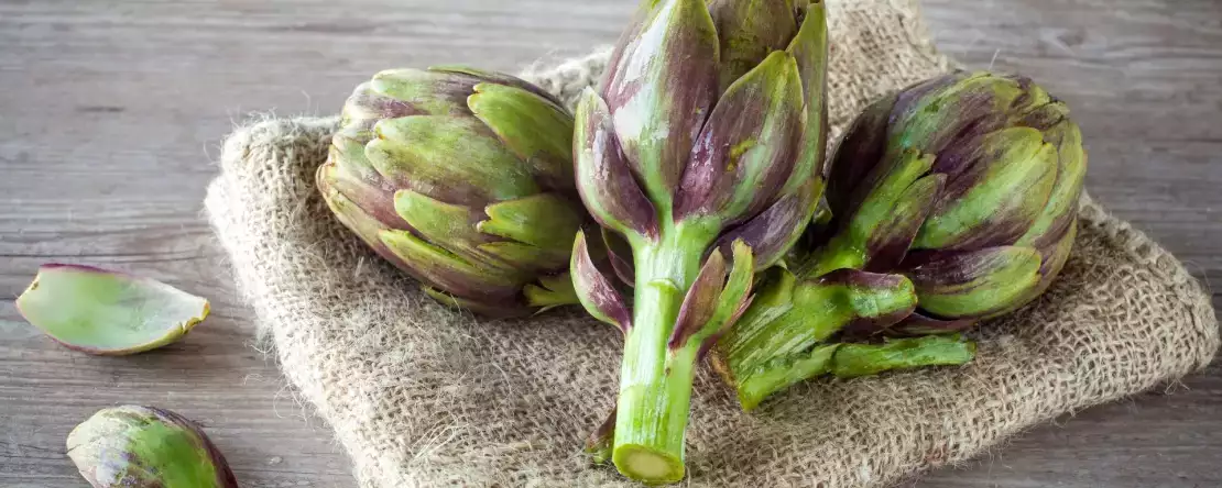 Miten latva-artisokkia voidaan säilyttää pidempään ilman, että ne muuttuvat mustiksi?