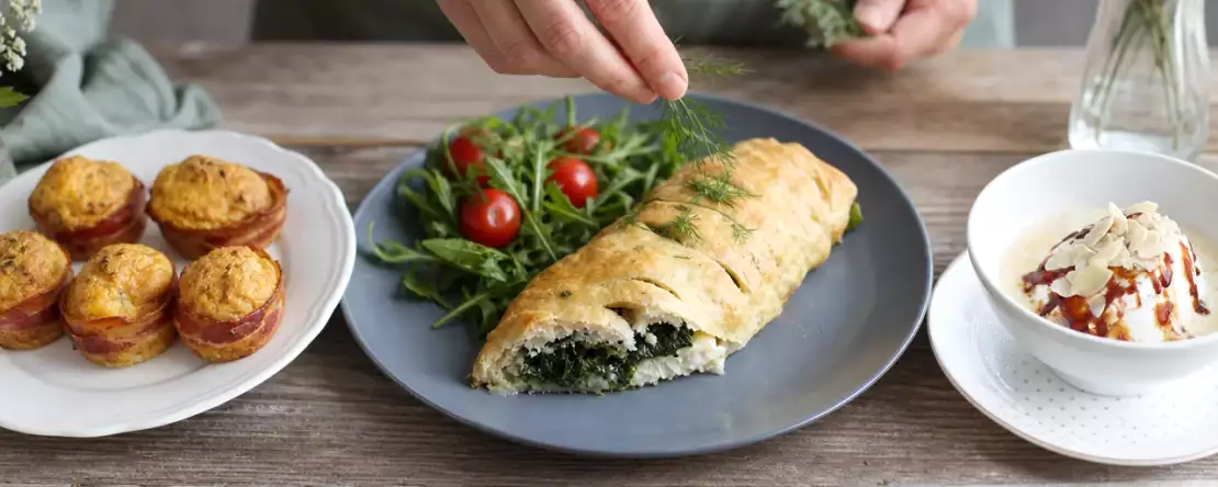 Päivän ruokalista 29. lokakuuta: pekonimuffinit, pinaattinen kummeliturska ja kelluvat saaret