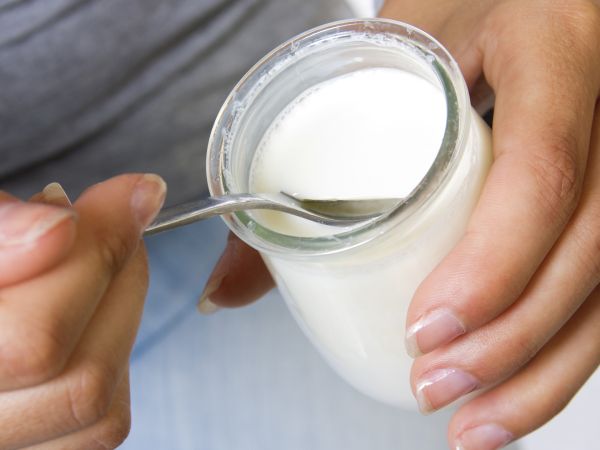 Se pieni lätäkkö jogurtissasi on nestemäistä kultaa, ja me selitämme miksi.
