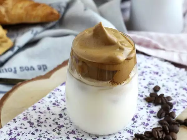 Kylmän keittämisen kahvireseptit kesäksi: frappuccinosta affogatoon, helppoja ja omaperäisiä ideoita