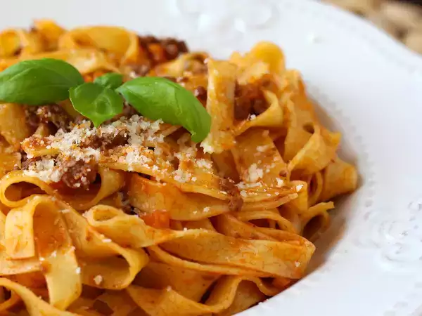 7 ikonisinta italialaista pastareseptiä, joita sinun on kokeiltava ainakin kerran elämässäsi.