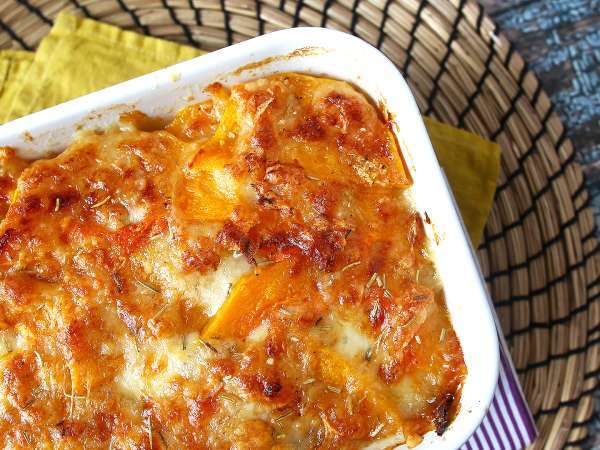 Miten valmistaa täydellinen kasvisruoka kurpitsa parmigiana (vaikka olet aloittelija keittiössä)