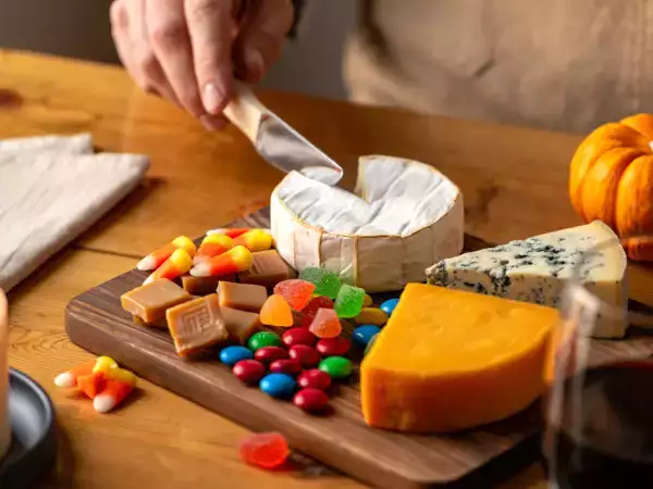 Halloween ei ole enää vain lapsille: näin aikuiset ovat tehneet siitä makeimman ja herkullisimman juhlapäivän.