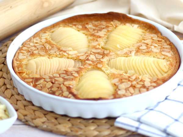 9 päärynänmakuista reseptiä syksyn nautittavaksi kompotista sienikakkuun.