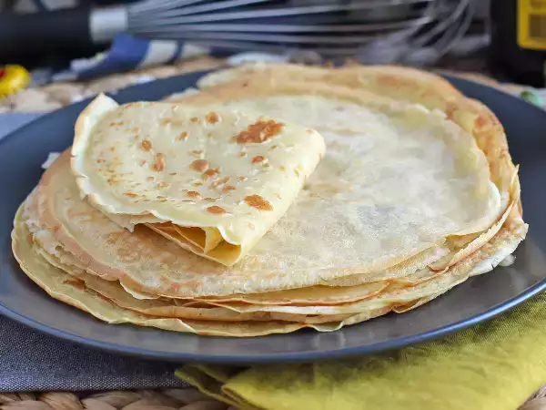 Laktoosittomat crêpes: helppo resepti, jossa on vain yksi ainesosa, joka sinulla on jo kotona.