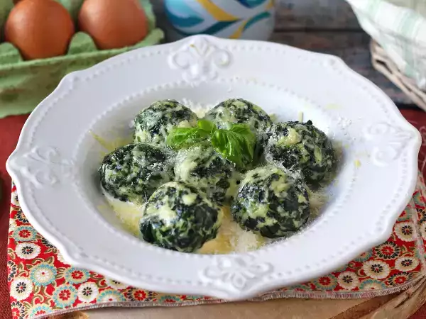 12 leivottua lomaruokaa, jotka on helppo valmistaa etukäteen (ja jotka näyttävät aina upeilta pöydässä).