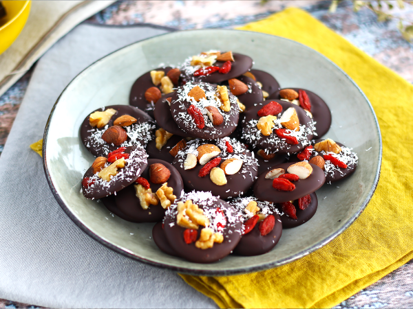 20 joulukeksiä ja -suklaata, jotka voit antaa... tai pitää itselläsi