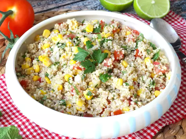 18 kevyttä reseptiä, jotka säästävät vatsaa juhlien välillä mausta tinkimättä.