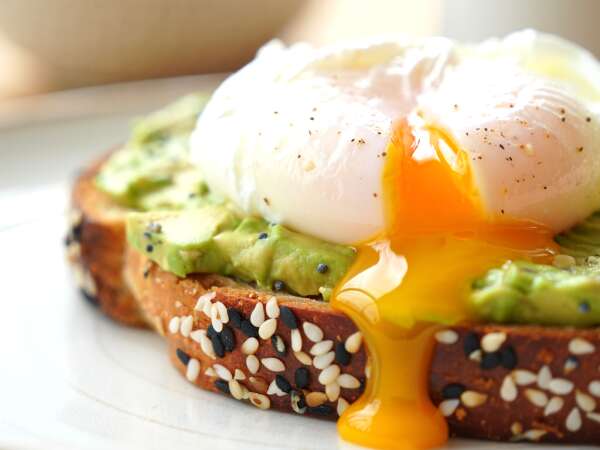 Yksinkertainen tekniikka täydellisiin keitettyihin muniin