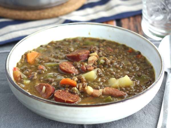 Alentavatko linssit libidoa? Tiede Óliver Laxen virussitaatin takana