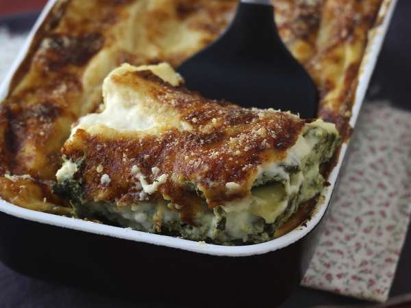 Haluatko syödä enemmän pinaattia? Voit aloittaa tästä! 11 reseptiä inspiraation löytämiseksi