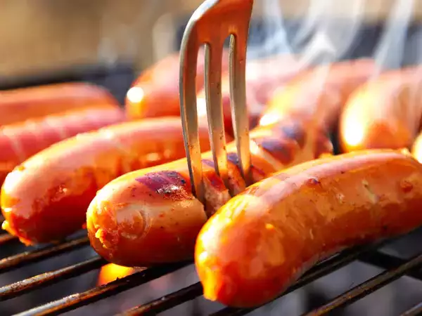 Makkaroiden poraaminen ennen niiden kypsentämistä: yleinen virhe vai nerokas temppu? totuus, joka muuttaa kaiken