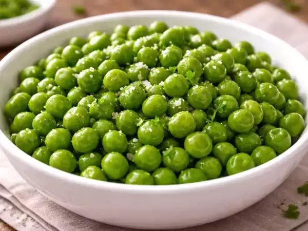Miten keitän tuoreita herneitä? Vinkkejä, miten ne pysyvät mureina ja vihreinä