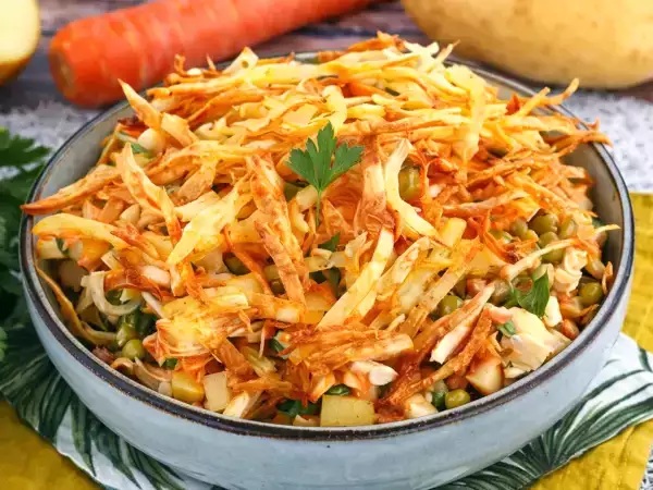 Ei vain kesäksi: 10 terveellistä, nopeaa ja värikästä kevätsalaattia.