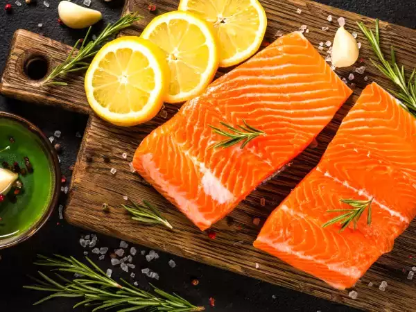 Luulitko, että sitruuna kypsyttää kalaa? Tämä virhe voi olla vaarallinen