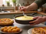 Artikkelit: Päivän menu, 23. toukokuuta: herkullisia raclette-kroketti, helmikanapiirasta ja flan pâtissier