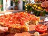 Artikkelit: Vältä pehmeää leipää: yksinkertaisia asiantuntijoiden vinkkejä pan con tomaten valmistukseen, jotta se pysyy rapeana ja maukkaana