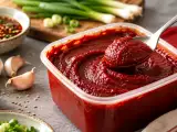 Artikkelit: Kun gochujang on avattu: näin säilytät ja annostelet chilitahnaa