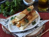 Resepti Börek fetajuuston ja persiljan kera