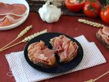 Resepti Tomaatti- ja serrano-kinkkuvoileivät