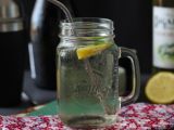 Resepti Hugo spritz ja elderflower-siirappi, raikas ja makea cocktail
