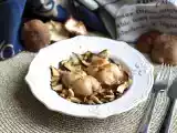 Sianliharuladeja sienikastikkeella