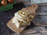 Resepti Kotitekoinen munapasta pappardelle: resepti vaihe vaiheelta