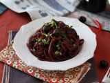 Resepti Spaghetti al fuoco di bacco: punaviinipasta, joka tuo pöytään jotain erityistä
