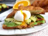 Resepti Brunssin tyyppinen croissant-sandwich