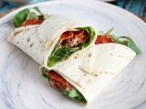 Resepti Chorizo-, avokado- ja tomaattitäytteinen tortilla-wrap