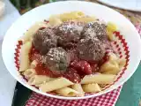Resepti Vasikkaliha ja parmesaanilihapullat