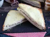 Resepti Gourmet croque-monsieur béchamel-kastikkeella