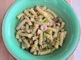 Resepti Fusilli kesäkurpitsan, katkarapujen ja inkiväärin kanssa