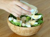 Resepti Kotitekoinen caesar-kastike
